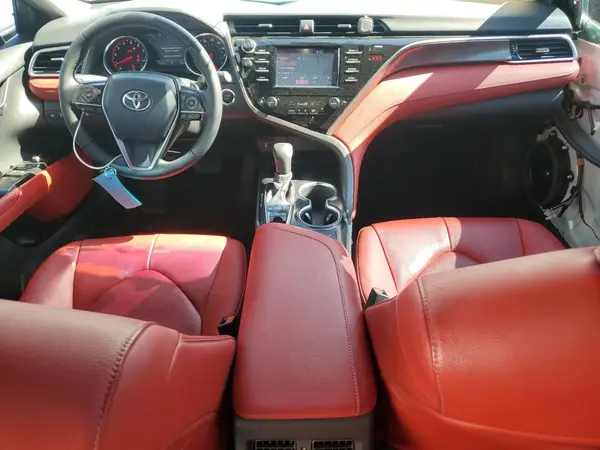 4T1B61HK9JU029733 2018 TOYOTA CAMRY - Image 8