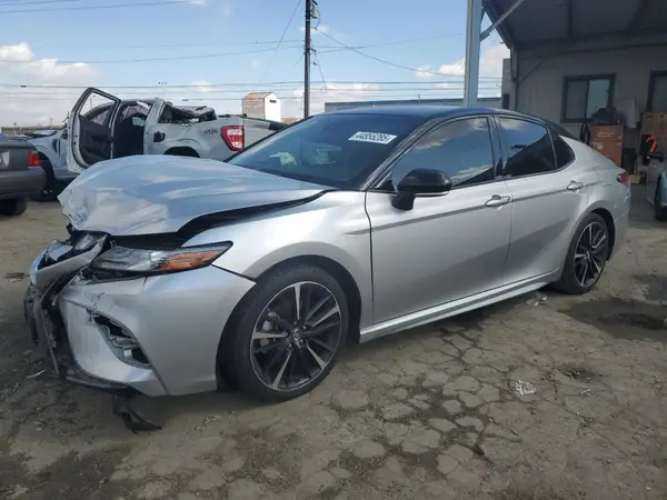 4T1B61HK9JU036942 2018 TOYOTA CAMRY - Image 1