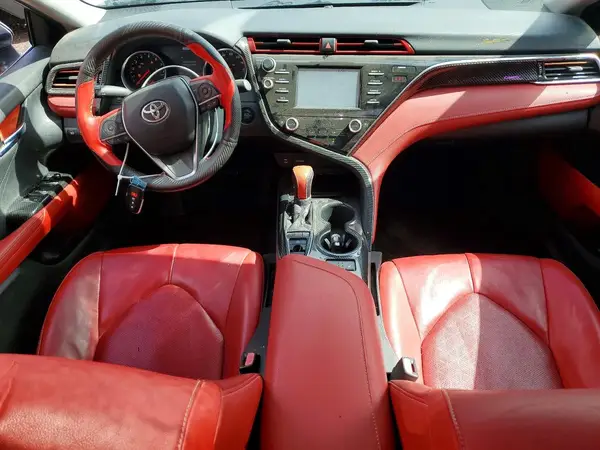 4T1B61HK9JU040702 2018 TOYOTA CAMRY - Image 8