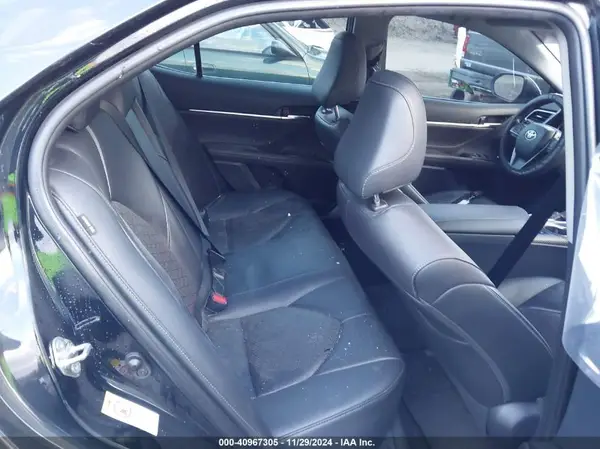 4T1B61HK9JU041185 2018 TOYOTA CAMRY - Image 8