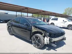 4T1B61HK9JU043857 2018 TOYOTA CAMRY