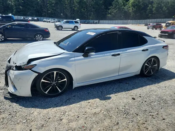 4T1B61HK9JU062991 2018 TOYOTA CAMRY - Image 1