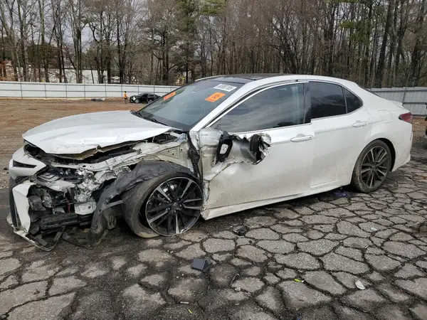 4T1B61HK9JU084652 2018 TOYOTA CAMRY - Image 1
