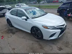 4T1B61HK9JU086109 2018 TOYOTA CAMRY