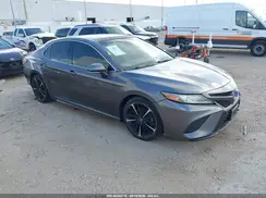 4T1B61HK9JU097076 2018 TOYOTA CAMRY