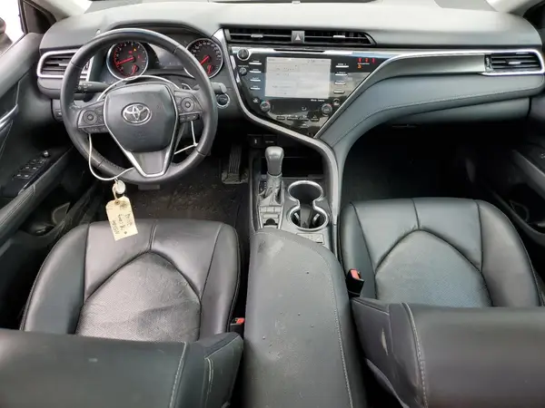 4T1B61HK9JU099748 2018 TOYOTA CAMRY - Image 8