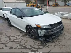 4T1B61HK9JU103359 2018 TOYOTA CAMRY