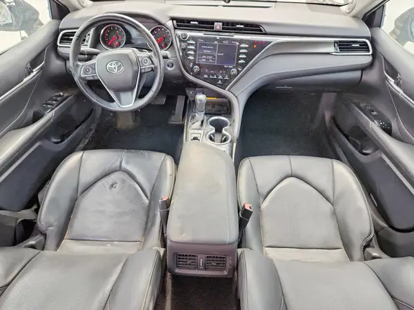 4T1B61HK9JU142002 2018 TOYOTA CAMRY - Image 8