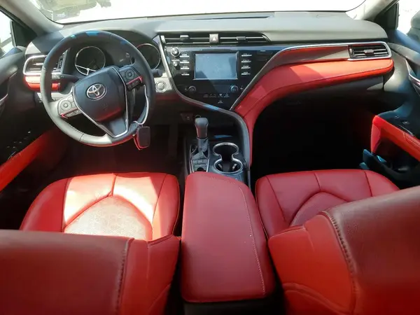 4T1B61HK9JU142825 2018 TOYOTA CAMRY - Image 8