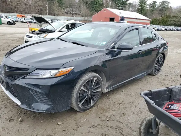 4T1B61HK9JU145000 2018 TOYOTA CAMRY - Image 1