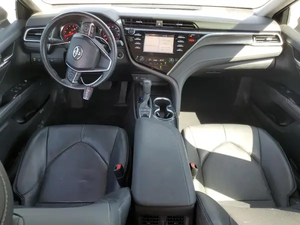 4T1B61HK9JU150763 2018 TOYOTA CAMRY - Image 8