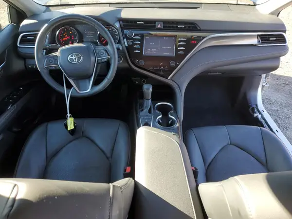 4T1B61HK9JU151590 2018 TOYOTA CAMRY - Image 8