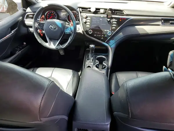 4T1B61HK9JU502319 2018 TOYOTA CAMRY - Image 8