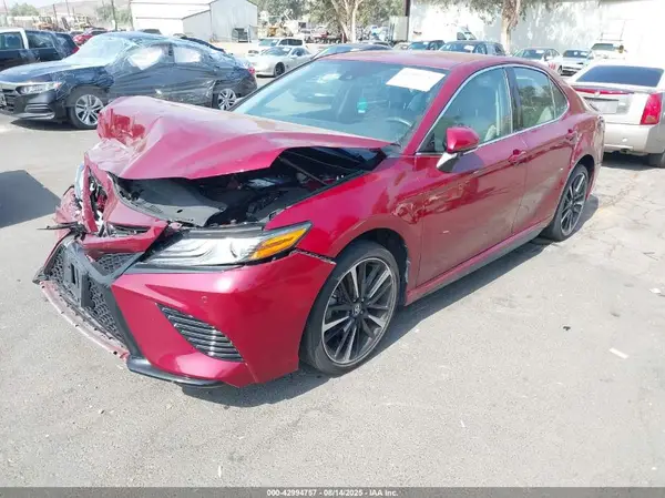 4T1B61HK9JU565436 2018 TOYOTA CAMRY - Image 2