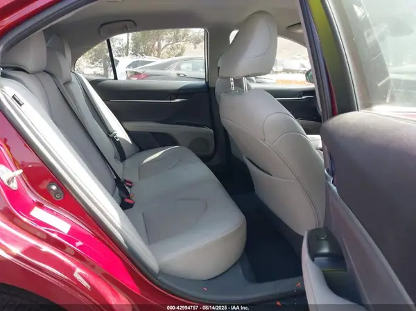 4T1B61HK9JU565436 2018 TOYOTA CAMRY - Image 8