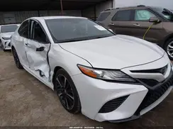 4T1B61HK9JU663091 2018 TOYOTA CAMRY