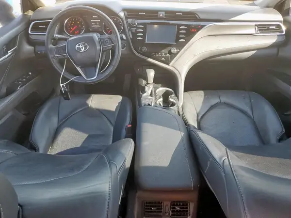 4T1B61HK9JU667884 2018 TOYOTA CAMRY - Image 8