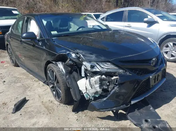 4T1B61HK9KU180721 2019 TOYOTA CAMRY - Image 1