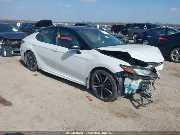 4T1B61HK9KU193727 2019 TOYOTA CAMRY - Image 1
