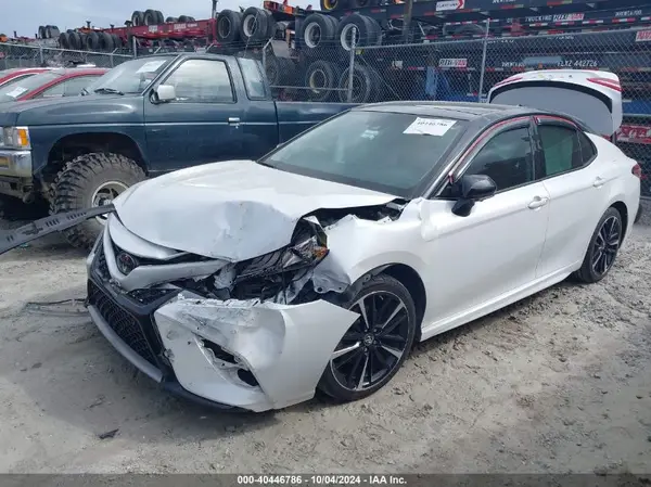 4T1B61HK9KU208274 2019 TOYOTA CAMRY - Image 2