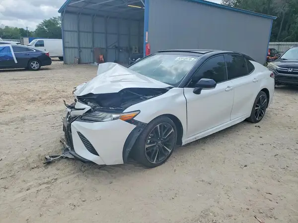 4T1B61HK9KU210106 2019 TOYOTA CAMRY - Image 1