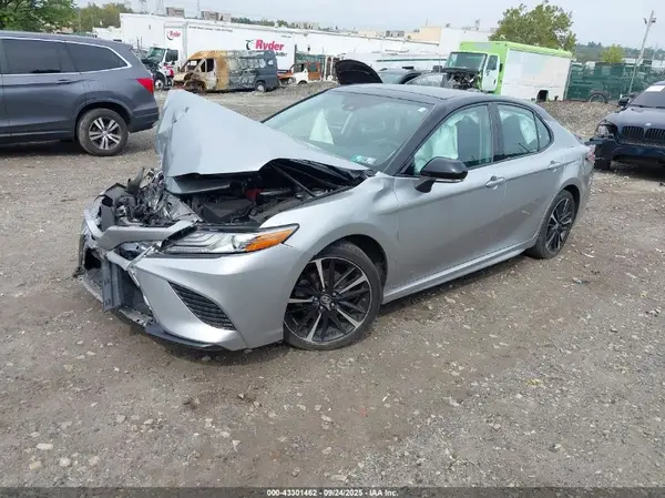 4T1B61HK9KU220036 2019 TOYOTA CAMRY - Image 2