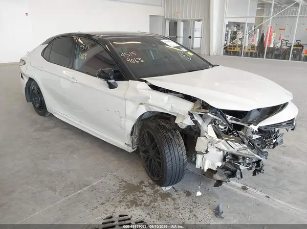 4T1B61HK9KU239766 2019 TOYOTA CAMRY - Image 1