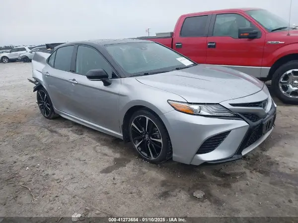 4T1B61HK9KU263940 2019 TOYOTA CAMRY - Image 1