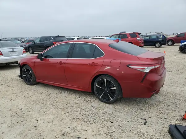 4T1B61HK9KU282701 2019 TOYOTA CAMRY - Image 2