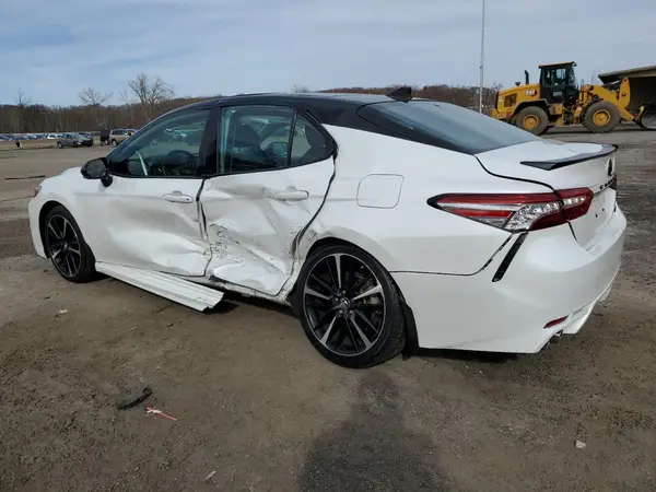 4T1B61HK9KU286909 2019 TOYOTA CAMRY - Image 2