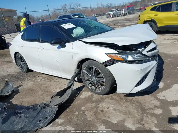 4T1B61HK9KU290071 2019 TOYOTA CAMRY - Image 1