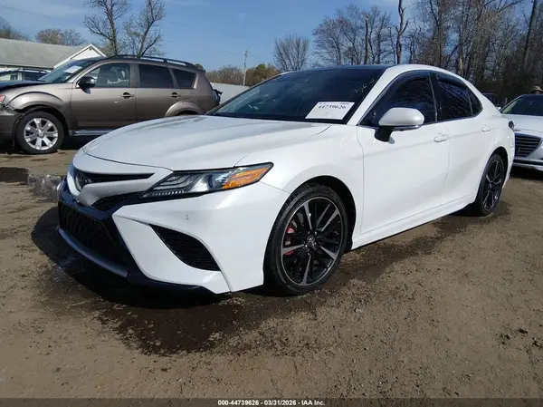 4T1B61HK9KU292094 2019 TOYOTA CAMRY - Image 2