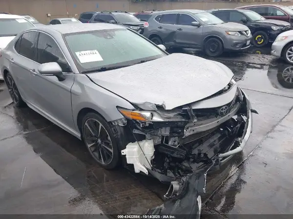 4T1B61HK9KU296274 2019 TOYOTA CAMRY - Image 1