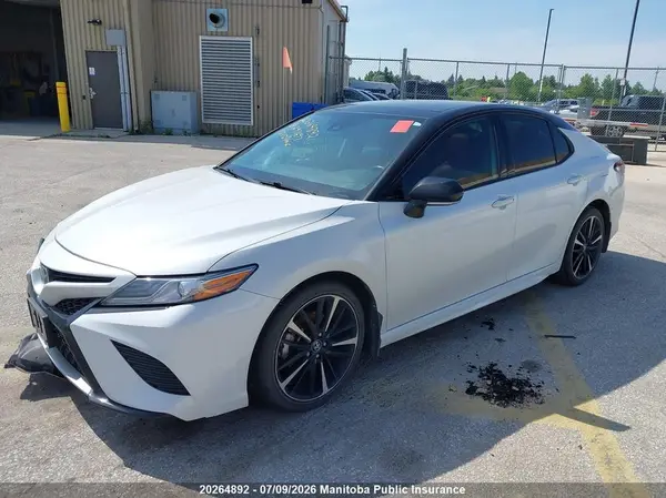 4T1B61HK9KU297697 2019 TOYOTA CAMRY - Image 2