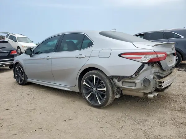4T1B61HK9KU756999 2019 TOYOTA CAMRY - Image 2