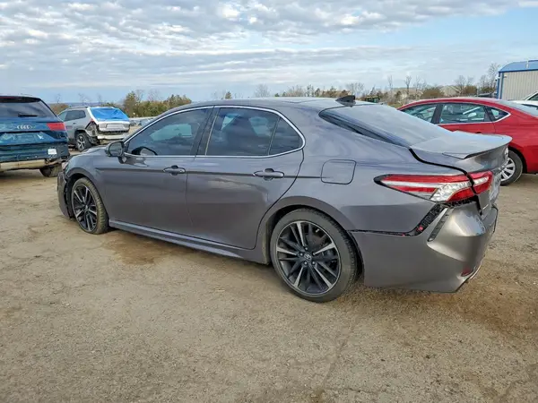 4T1B61HK9KU762348 2019 TOYOTA CAMRY - Image 2