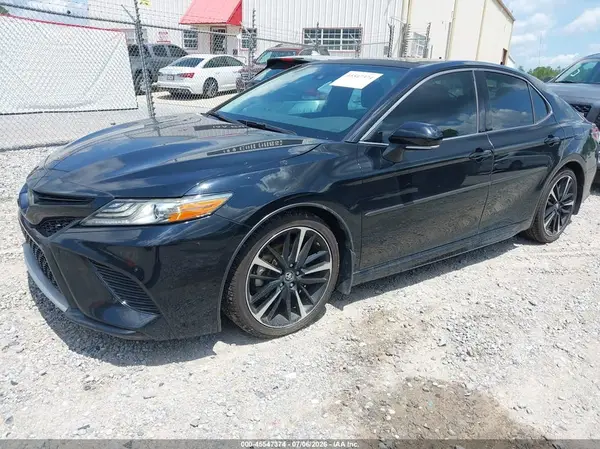4T1B61HK9KU803075 2019 TOYOTA CAMRY - Image 2