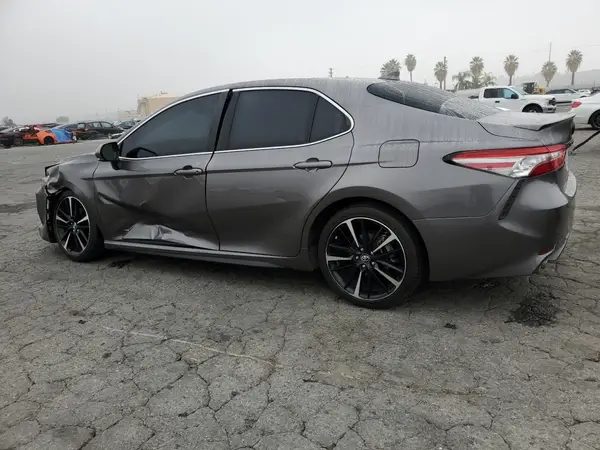 4T1B61HK9KU824962 2019 TOYOTA CAMRY - Image 2
