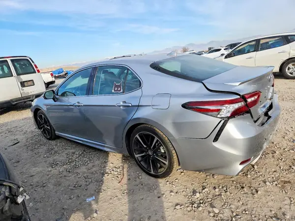 4T1B61HK9KU829126 2019 TOYOTA CAMRY - Image 2