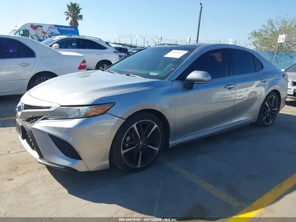 4T1B61HK9KU837551 2019 TOYOTA CAMRY - Image 2