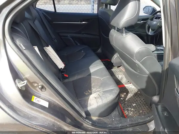 4T1B61HKXJU004890 2018 TOYOTA CAMRY - Image 8