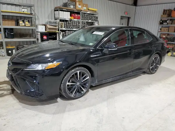 4T1B61HKXJU009832 2018 TOYOTA CAMRY - Image 1