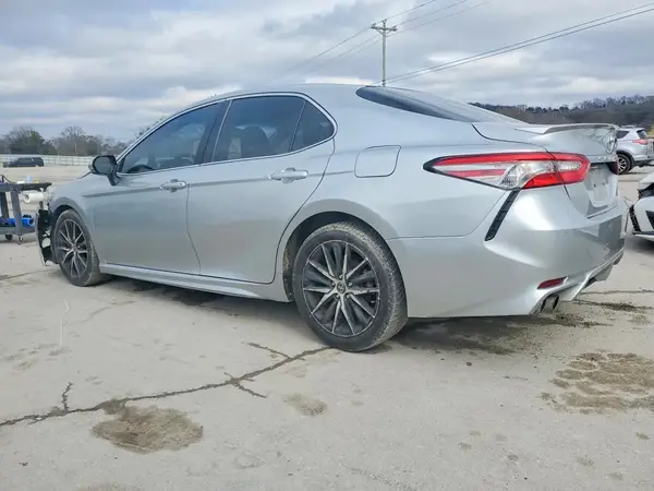 4T1B61HKXJU011595 2018 TOYOTA CAMRY - Image 2