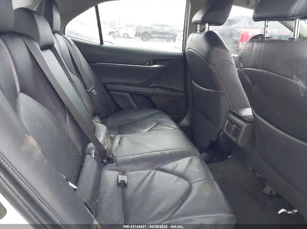 4T1B61HKXJU012200 2018 TOYOTA CAMRY - Image 8