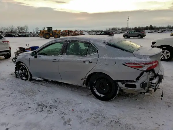 4T1B61HKXJU014478 2018 TOYOTA CAMRY - Image 2
