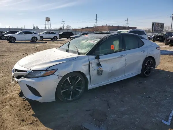 4T1B61HKXJU022838 2018 TOYOTA CAMRY - Image 1