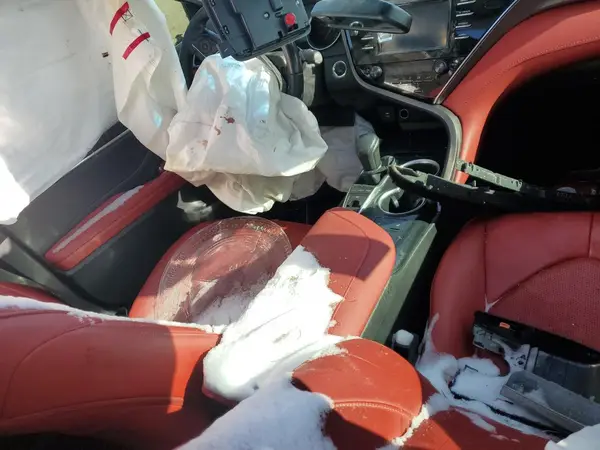 4T1B61HKXJU022838 2018 TOYOTA CAMRY - Image 8