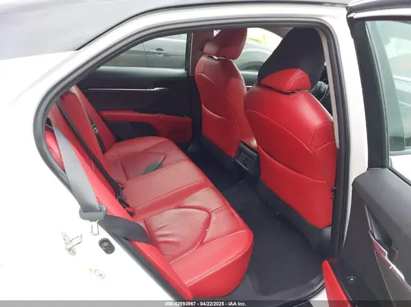 4T1B61HKXJU031524 2018 TOYOTA CAMRY - Image 8