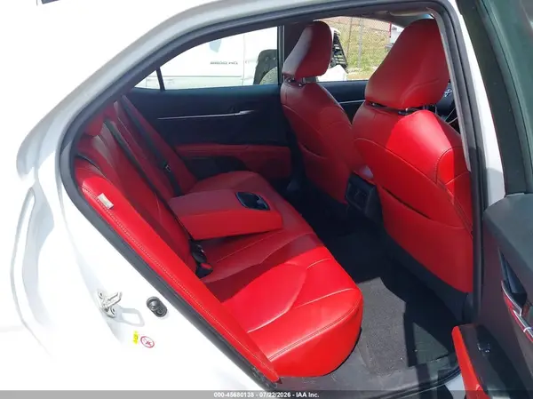 4T1B61HKXJU038134 2018 TOYOTA CAMRY - Image 8