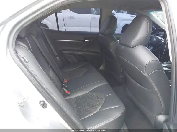 4T1B61HKXJU054561 2018 TOYOTA CAMRY - Image 8